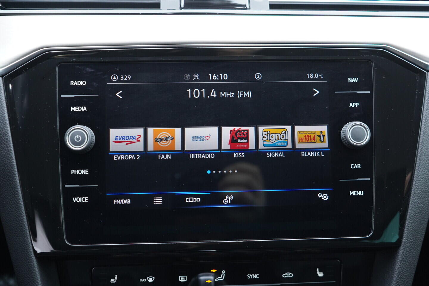 OV190V10972_31.webp_PASSAT VARIANT Elegance 2.0 TDI 110 kW automat, DPH