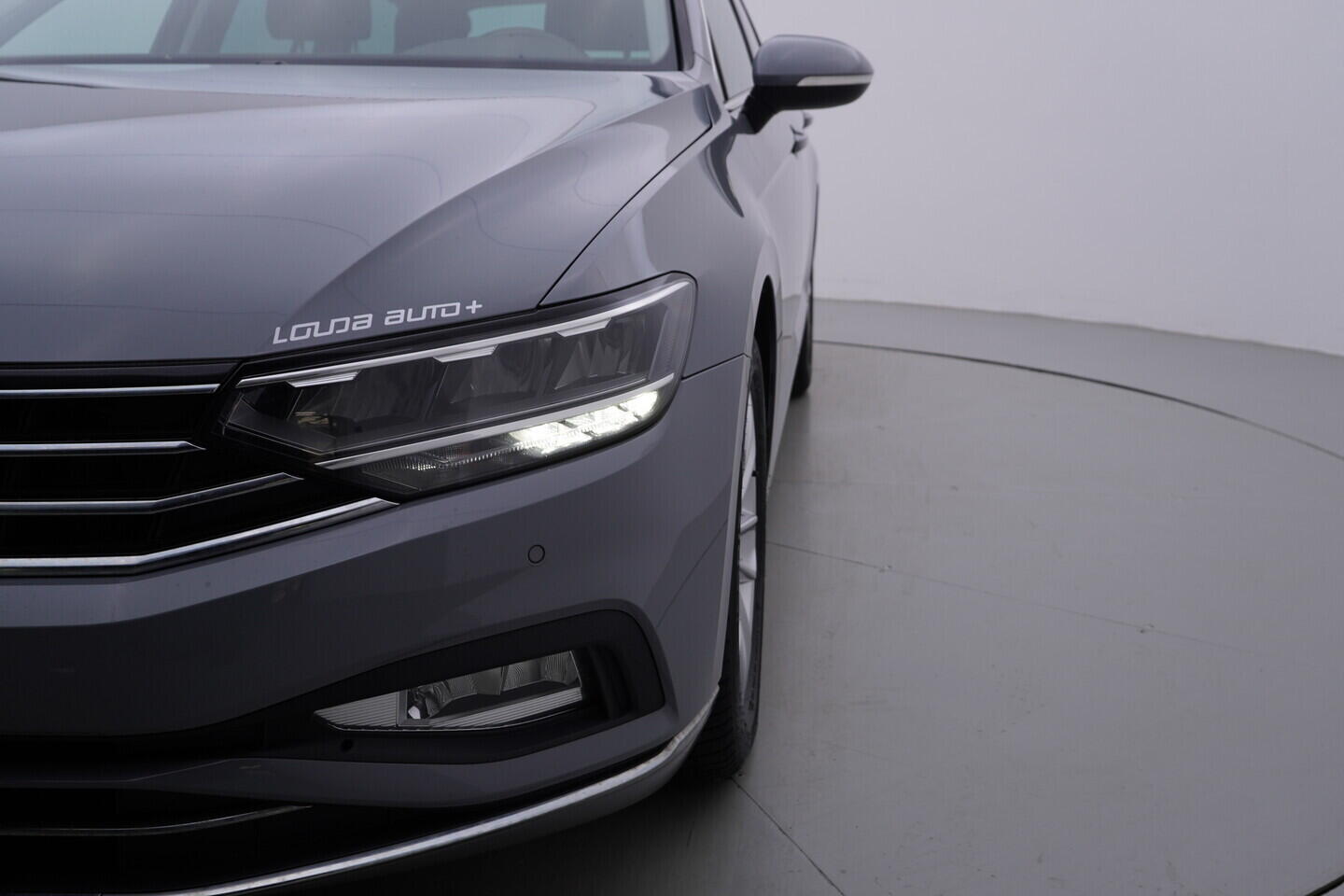 OV190V10972_47.webp_PASSAT VARIANT Elegance 2.0 TDI 110 kW automat, DPH