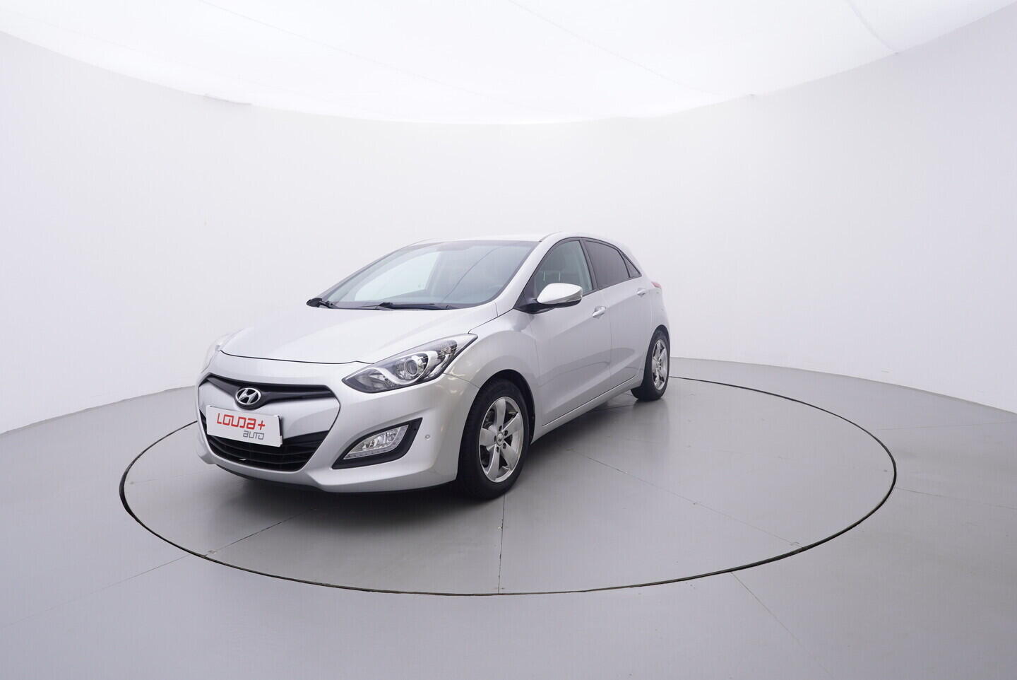 OV190V10973_10.webp_I30 Trikolor 1.6 GDI 99 kW manuál