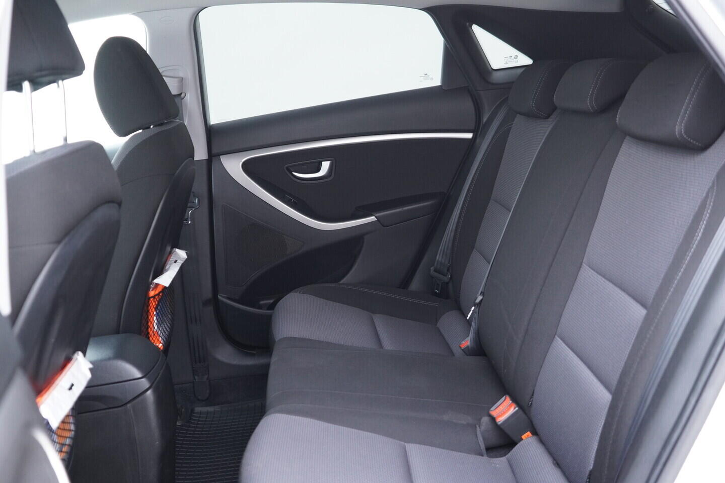 OV190V10973_31.webp_I30 Trikolor 1.6 GDI 99 kW manuál