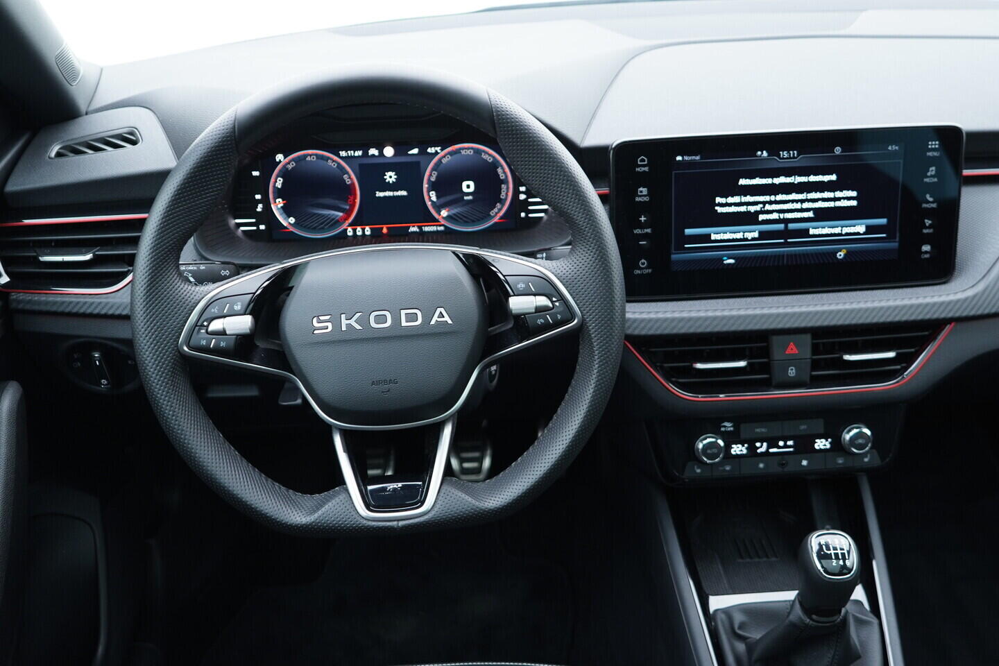 OV190V10974_27.webp_SCALA Monte Carlo 1.0 TSI 85 kW manuál, DPH