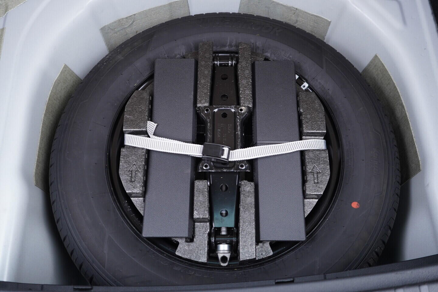 OV190V10974_41.webp_SCALA Monte Carlo 1.0 TSI 85 kW manuál, DPH