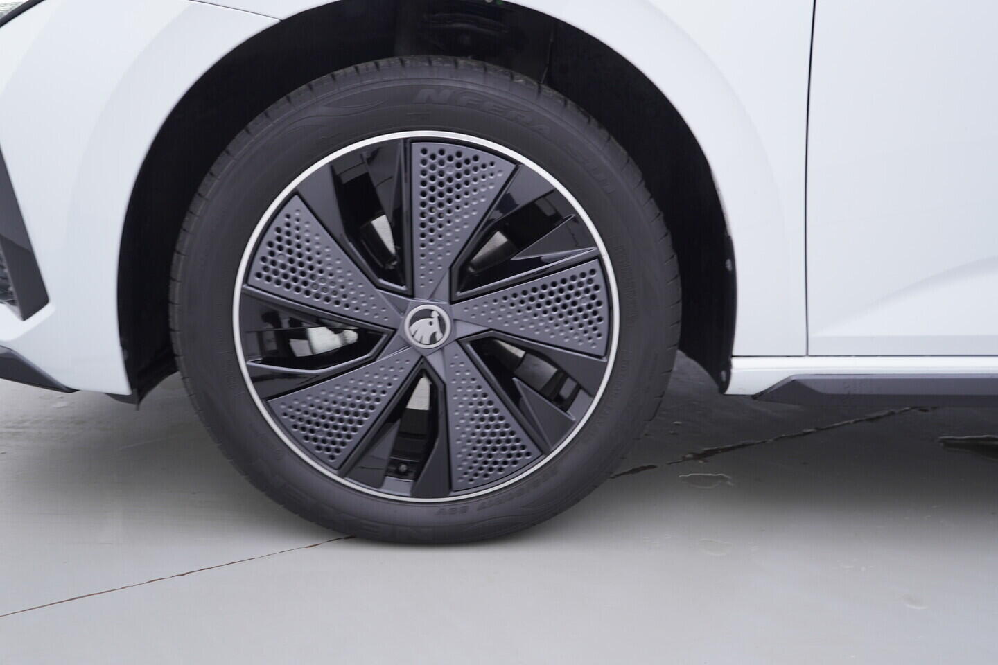 OV190V10974_42.webp_SCALA Monte Carlo 1.0 TSI 85 kW manuál, DPH