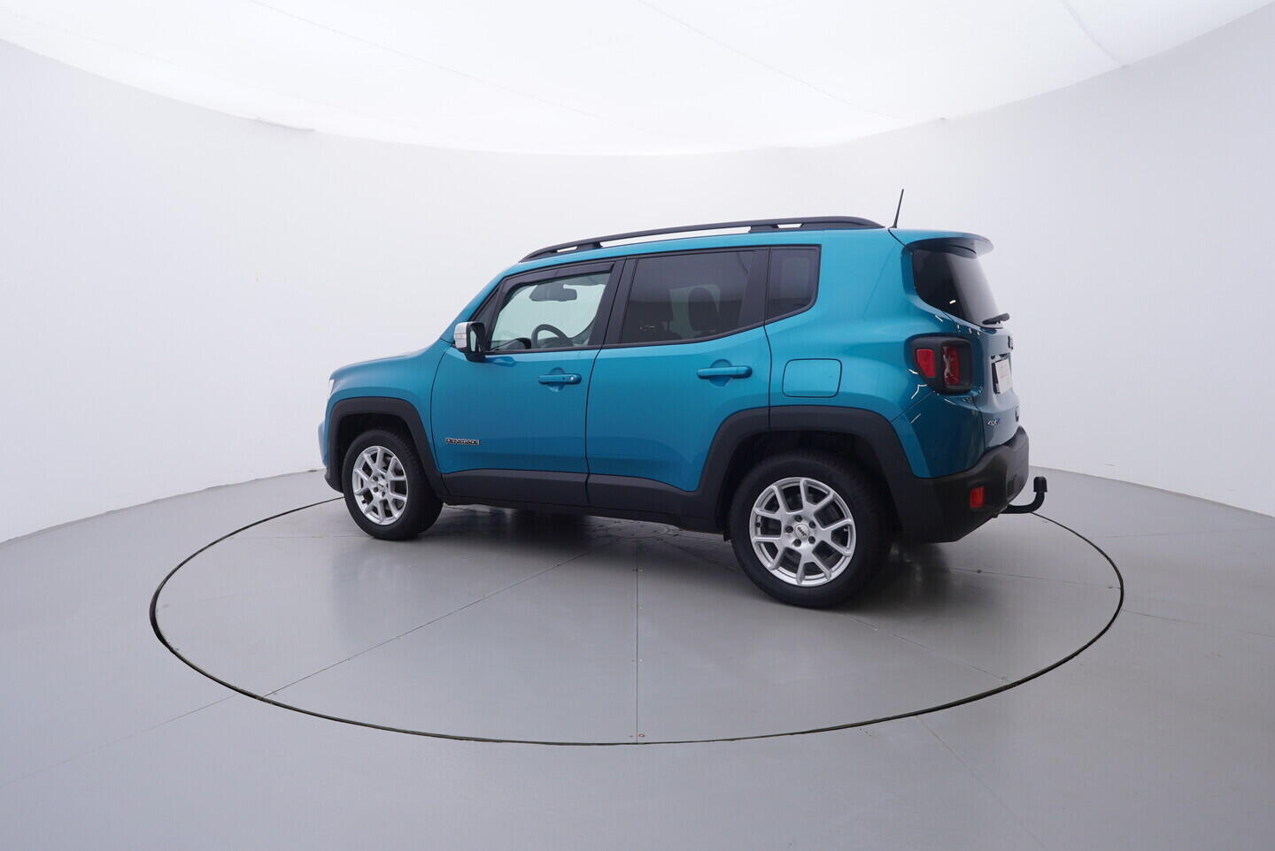 OV190V10978_12.webp_RENEGADE  1.3 PHEV 96 kW automat