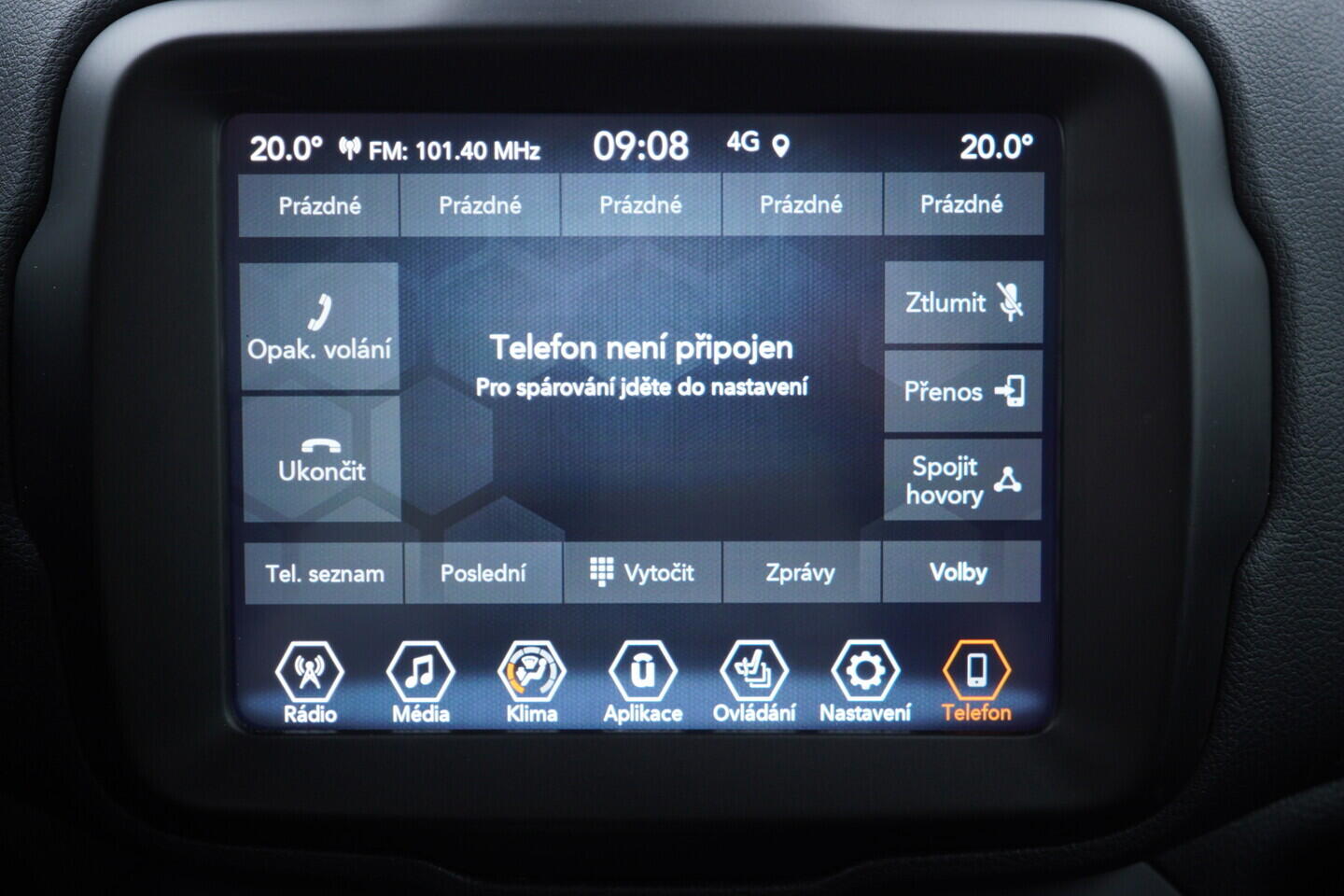 OV190V10978_29.webp_RENEGADE  1.3 PHEV 96 kW automat