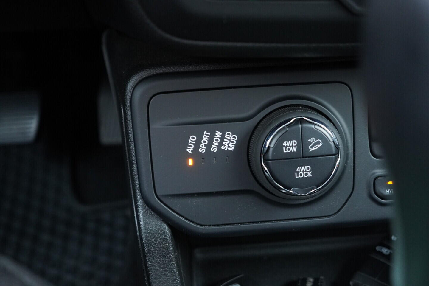 OV190V10978_32.webp_RENEGADE  1.3 PHEV 96 kW automat