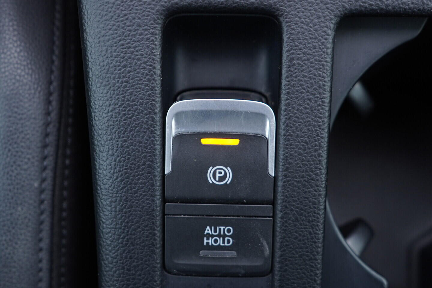 OV190V10979_35.webp_PASSAT  2.0 TDI 110 kW manuál