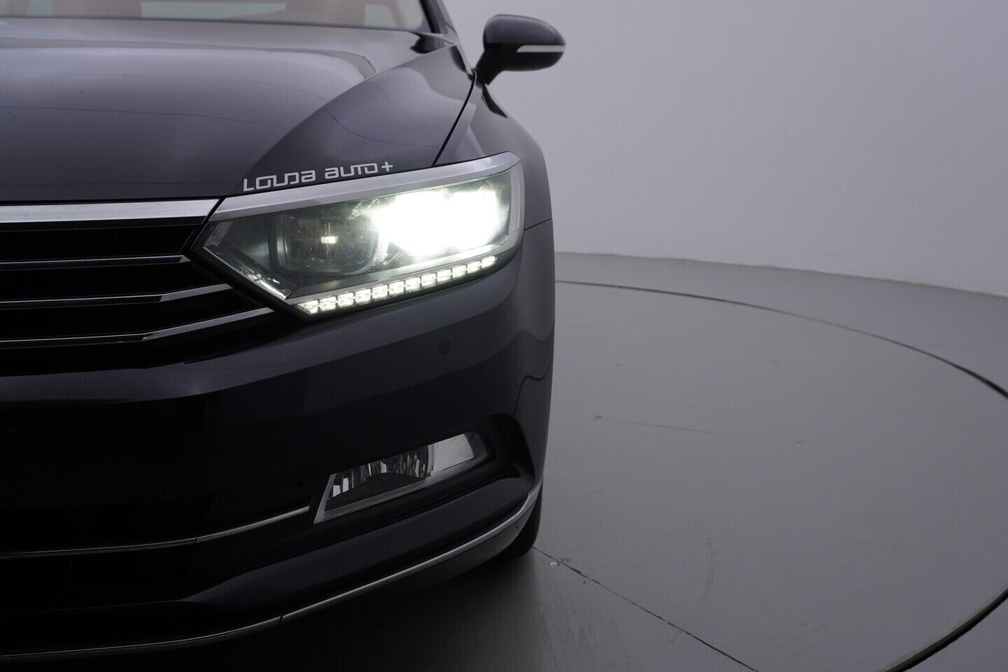 OV190V10979_43.webp_PASSAT  2.0 TDI 110 kW manuál