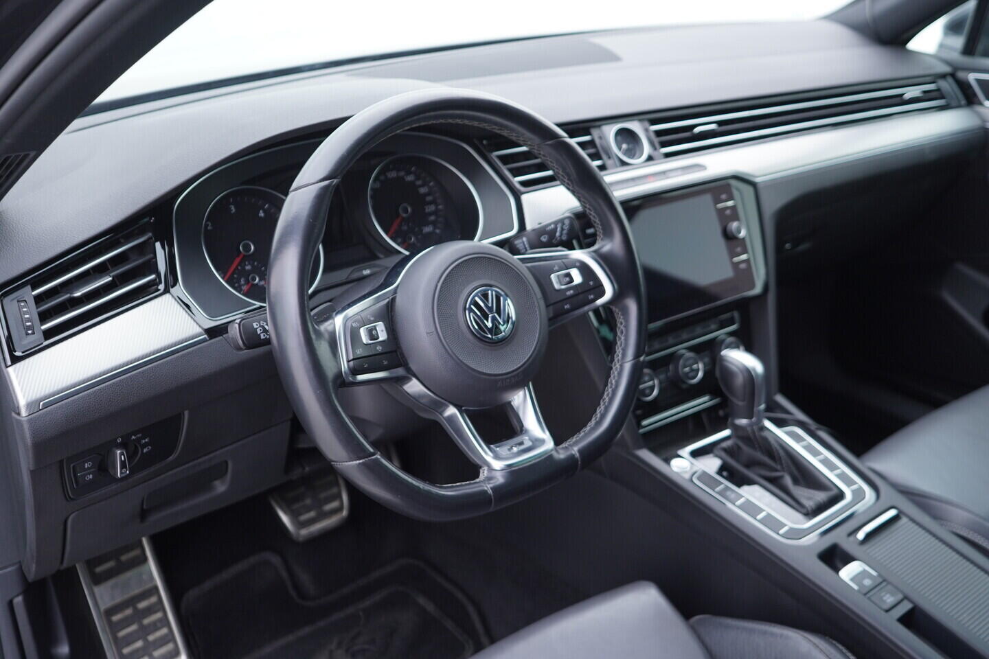 OV190V10983_22.webp_PASSAT  2.0 TDI 140 kW automat