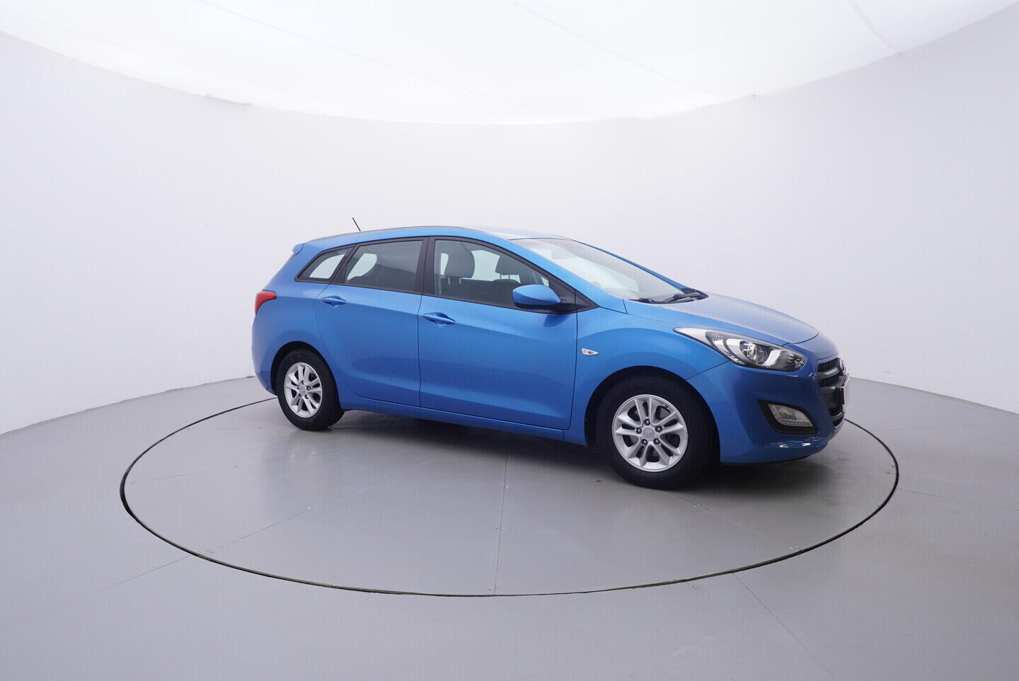 OV190V10984_16.webp_I30  1.6 DOHC 16V 88 kW manuál