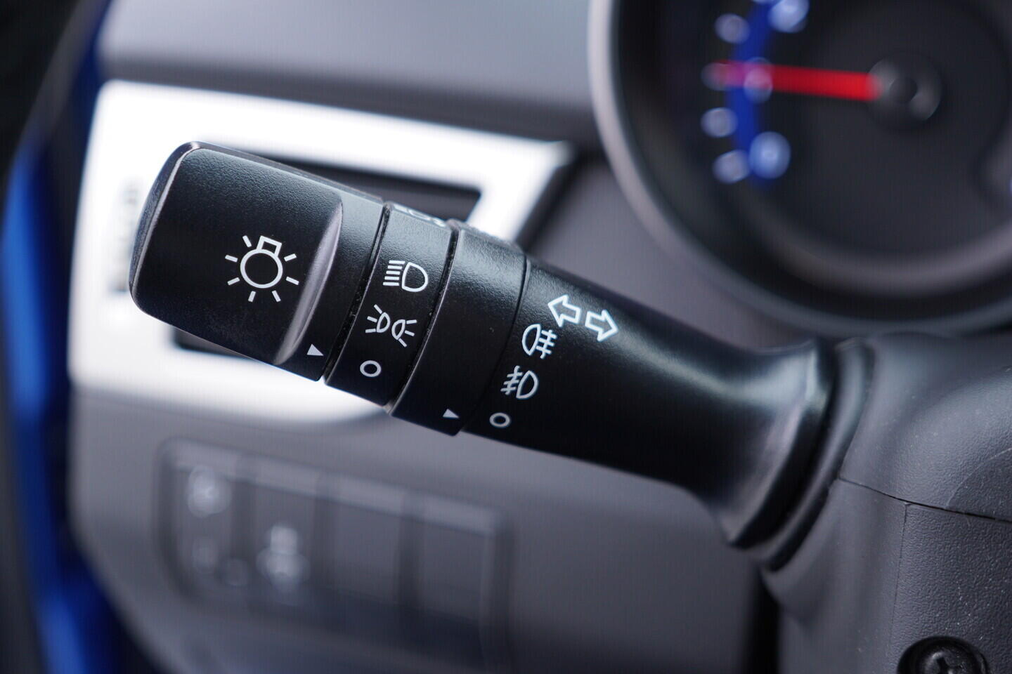 OV190V10984_23.webp_I30  1.6 DOHC 16V 88 kW manuál