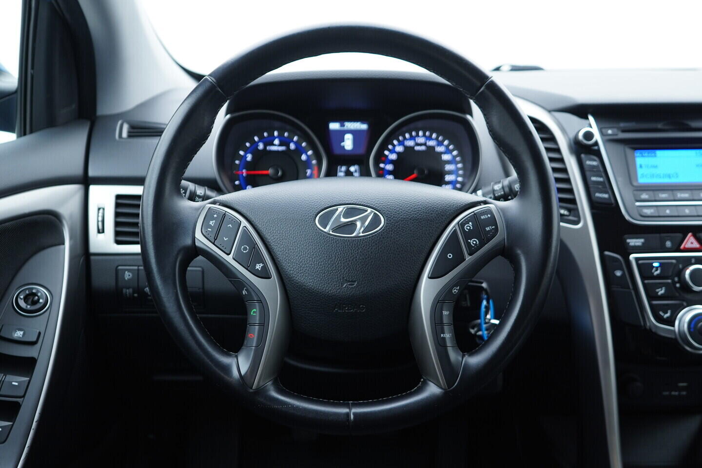 OV190V10984_26.webp_I30  1.6 DOHC 16V 88 kW manuál