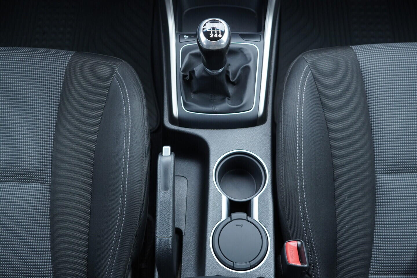 OV190V10984_29.webp_I30  1.6 DOHC 16V 88 kW manuál