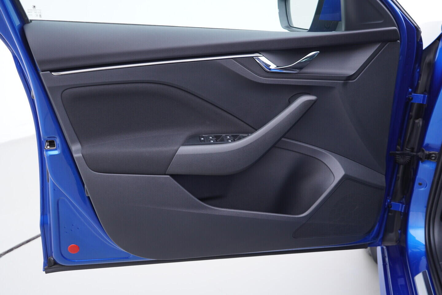 OV190V10985_19.webp_KAMIQ Ambition 1.5 TSI 110 kW manuál