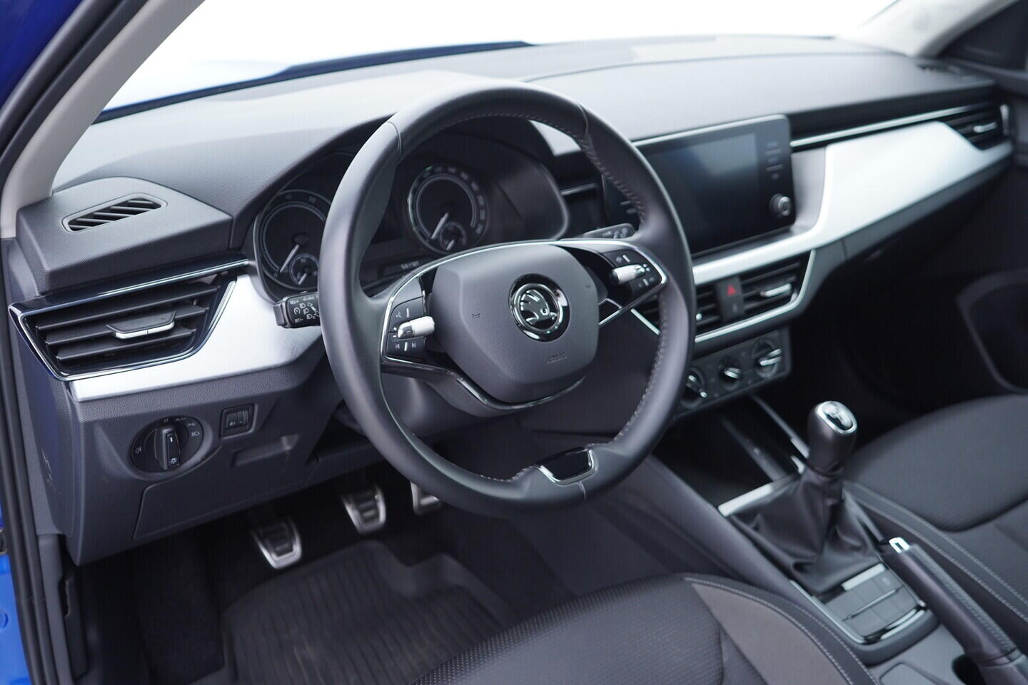 OV190V10985_21.webp_KAMIQ Ambition 1.5 TSI 110 kW manuál