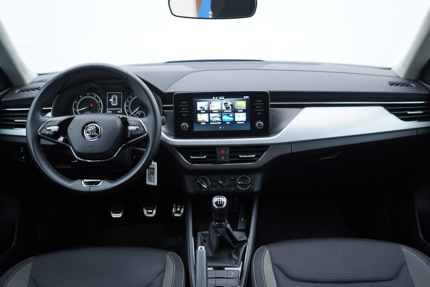 OV190V10985_25.webp_KAMIQ Ambition 1.5 TSI 110 kW manuál