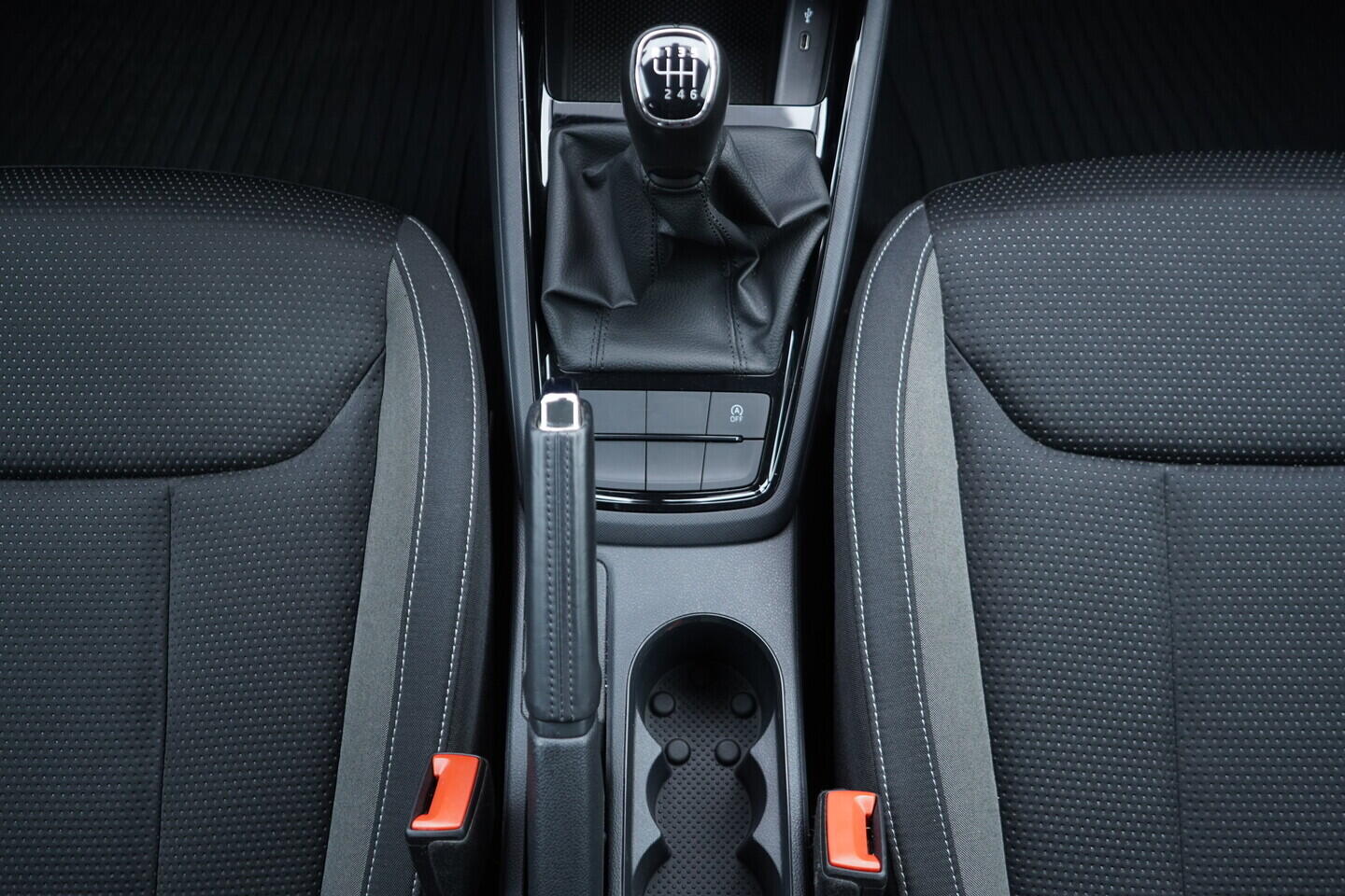 OV190V10985_31.webp_KAMIQ Ambition 1.5 TSI 110 kW manuál