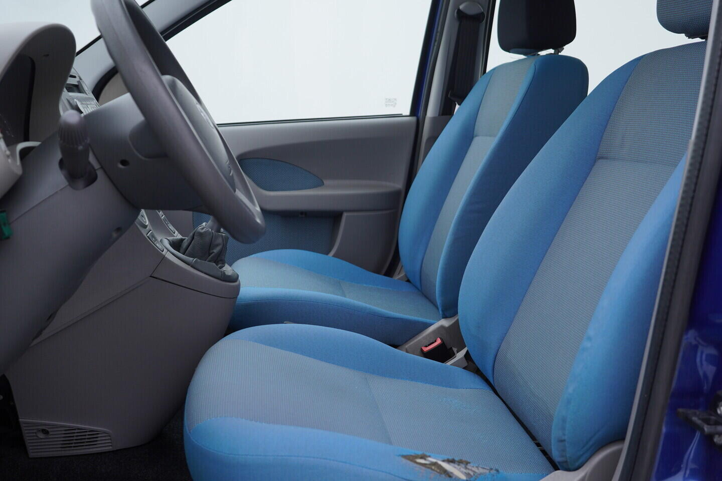 OV190V10986_21.webp_PANDA  1.2 i 44 kW manuál