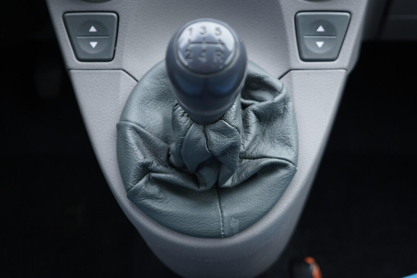 OV190V10986_28.webp_PANDA  1.2 i 44 kW manuál