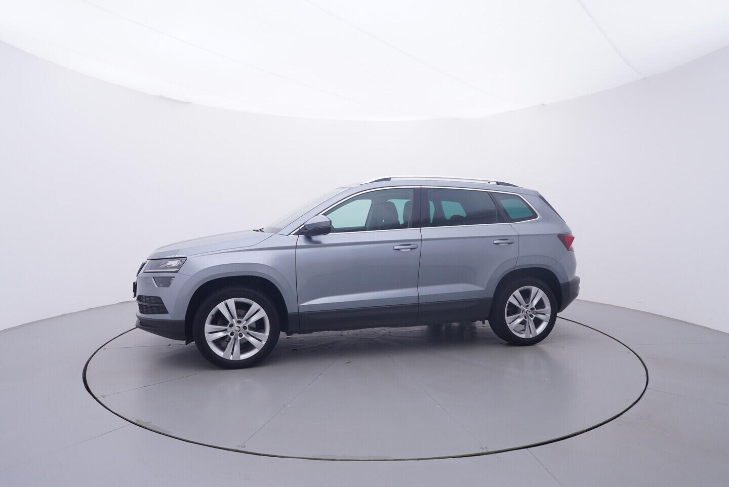 OV190V10989_11.webp_KAROQ Style 1.5 TSI 110 kW automat