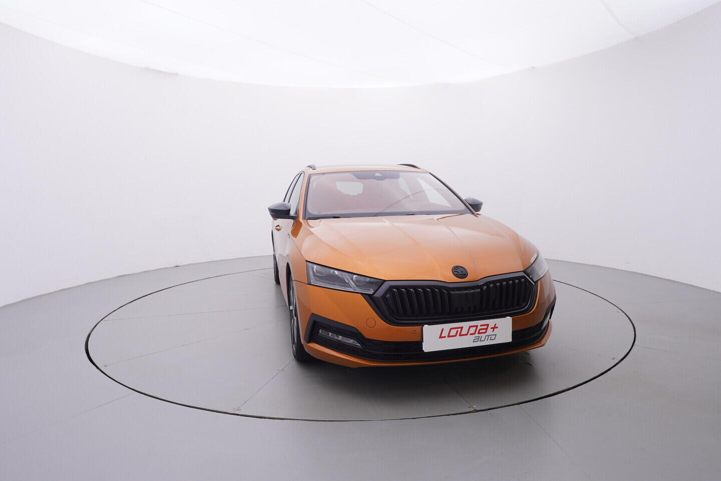 OV190V10990_17.webp_OCTAVIA  2.0 TSI 140 kW automat