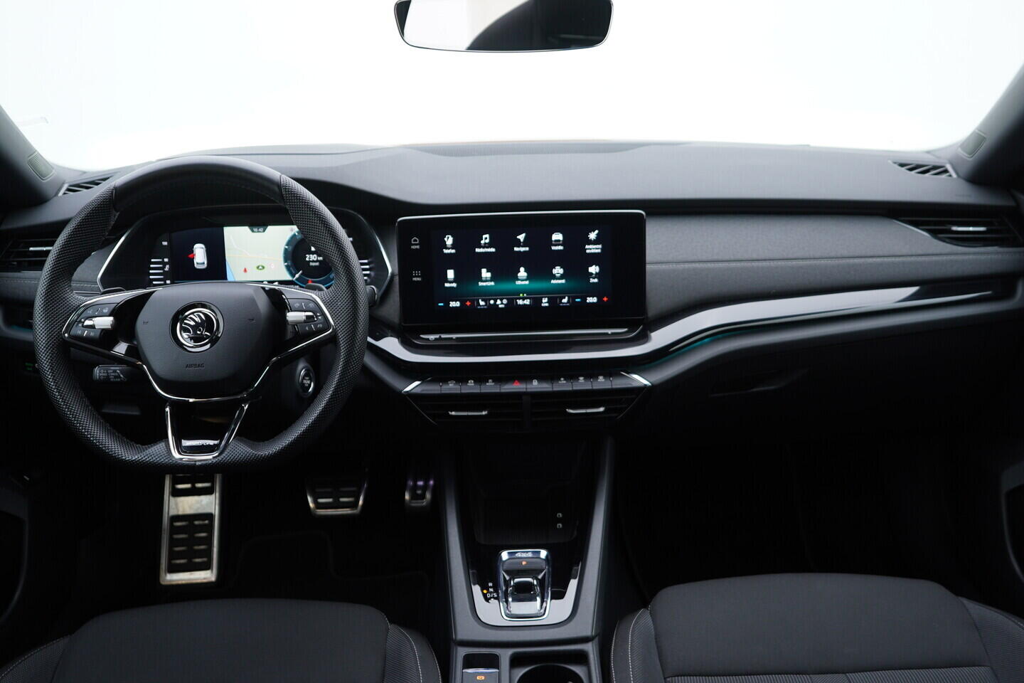 OV190V10990_27.webp_OCTAVIA  2.0 TSI 140 kW automat