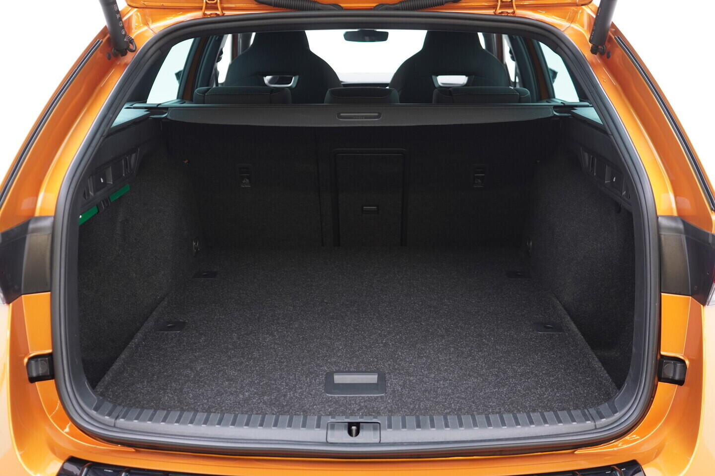 OV190V10990_41.webp_OCTAVIA  2.0 TSI 140 kW automat