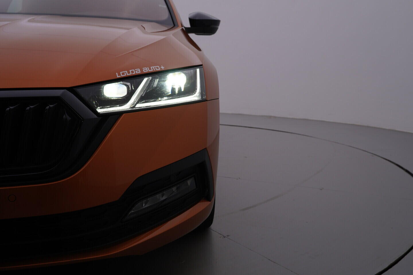 OV190V10990_46.webp_OCTAVIA  2.0 TSI 140 kW automat