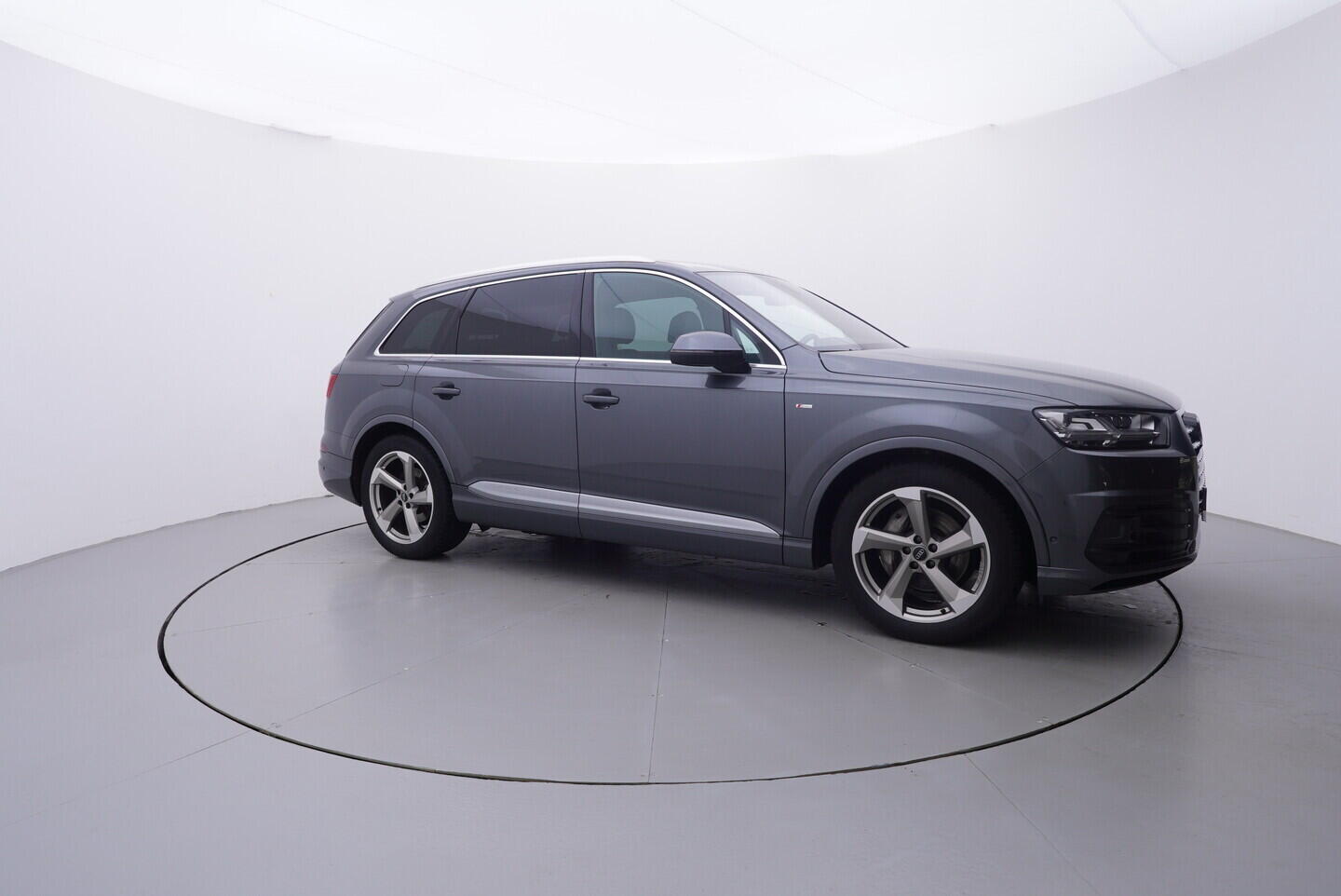 OV190V10992_16.webp_Q7 S-Line 3.0 TDI 210 kW automat, DPH