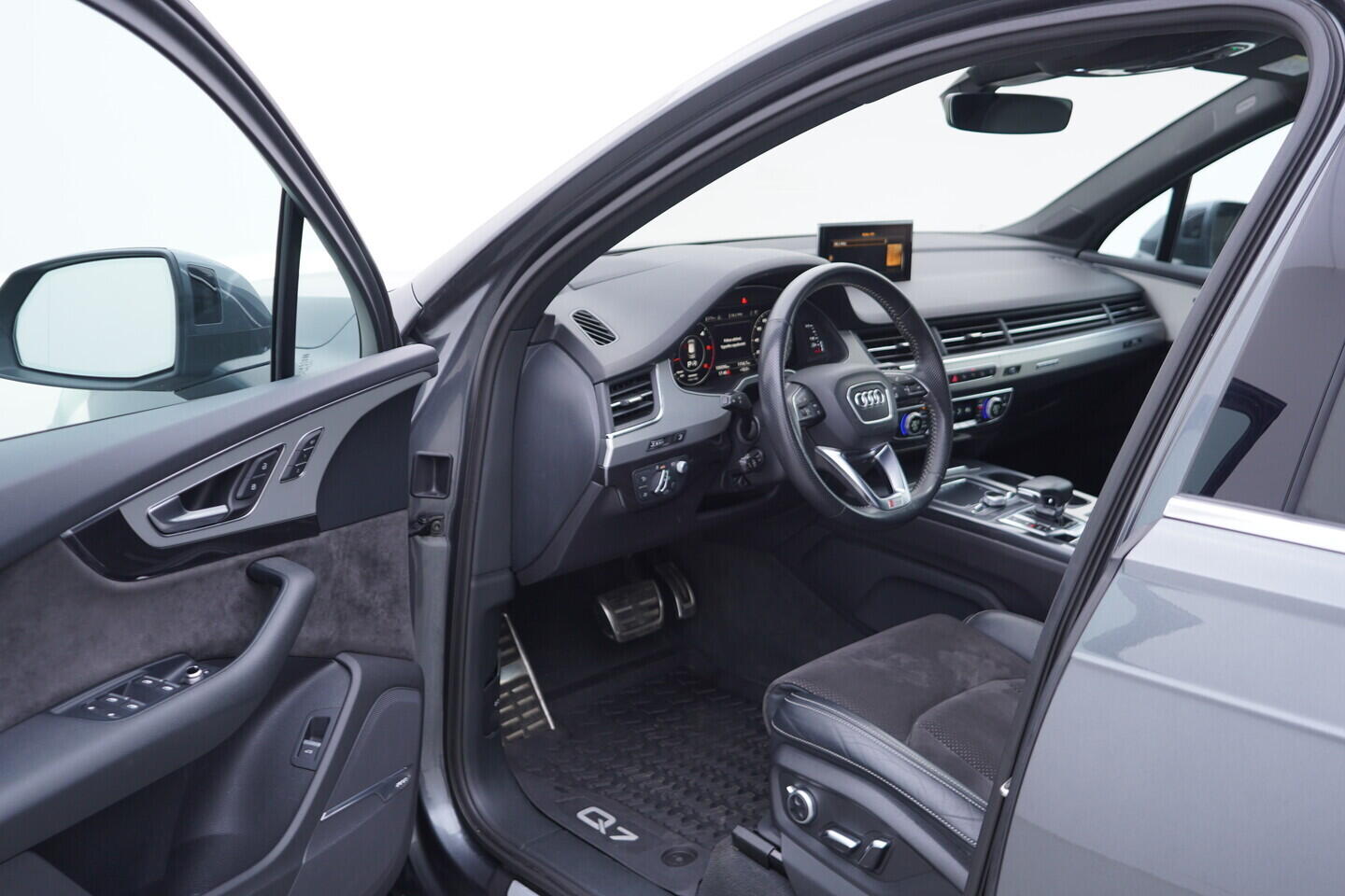 OV190V10992_18.webp_Q7 S-Line 3.0 TDI 210 kW automat, DPH