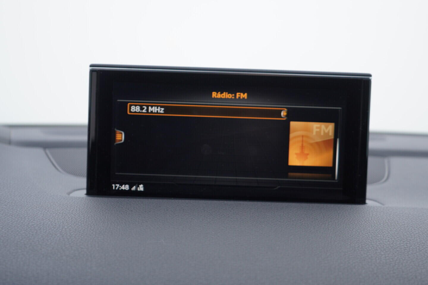 OV190V10992_33.webp_Q7 S-Line 3.0 TDI 210 kW automat, DPH