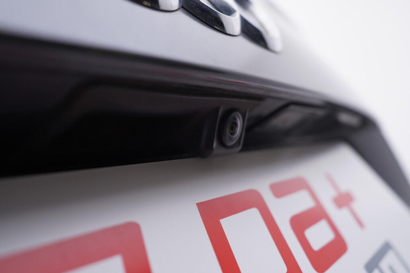 OV190V10992_47.webp_Q7 S-Line 3.0 TDI 210 kW automat, DPH