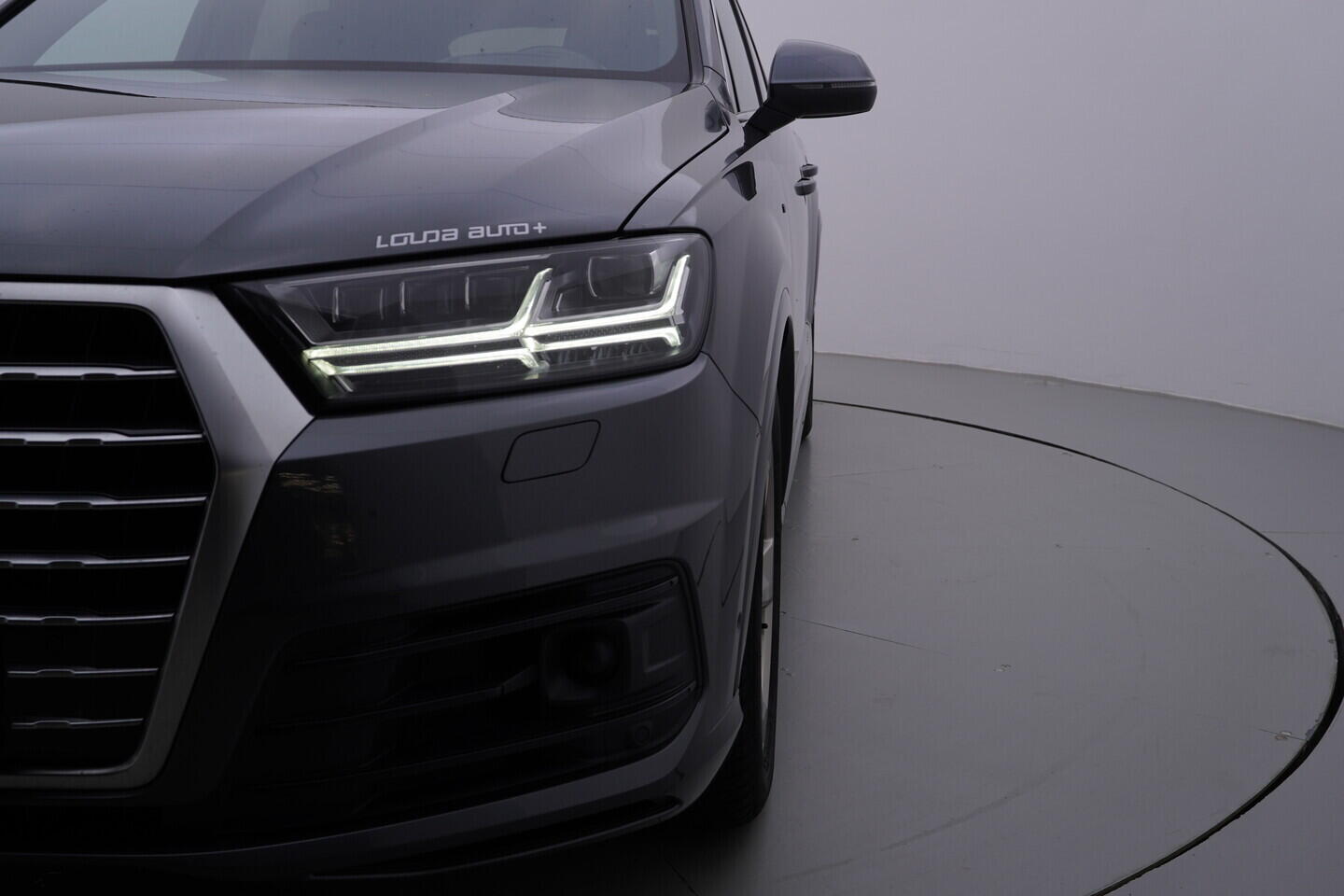 OV190V10992_49.webp_Q7 S-Line 3.0 TDI 210 kW automat, DPH