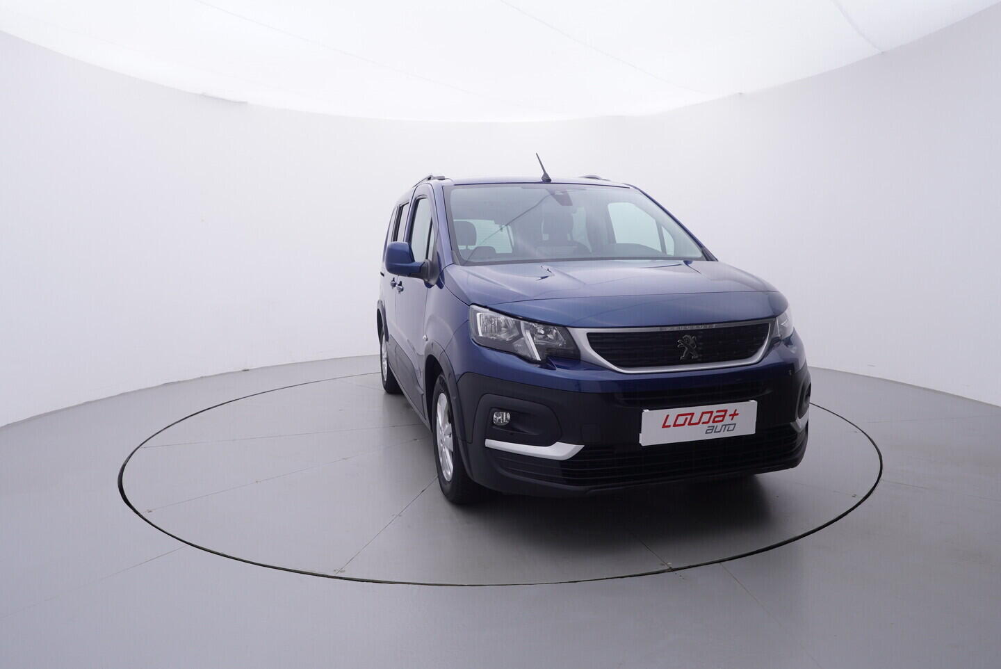 OV190V10994_13.webp_RIFTER  1.5 . 75 kW manuál, DPH