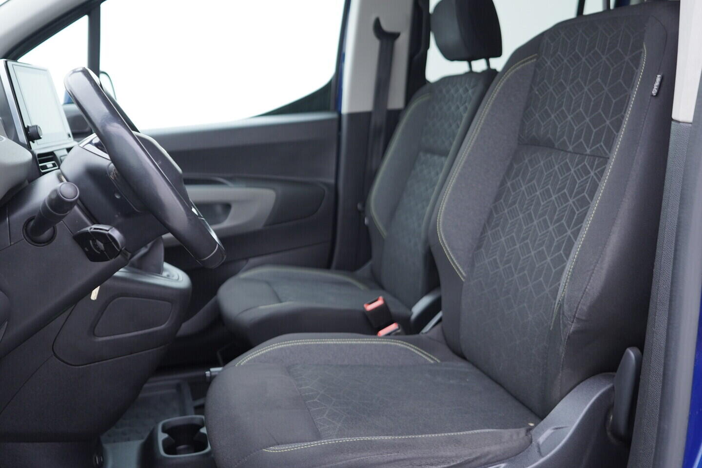 OV190V10994_22.webp_RIFTER  1.5 . 75 kW manuál, DPH