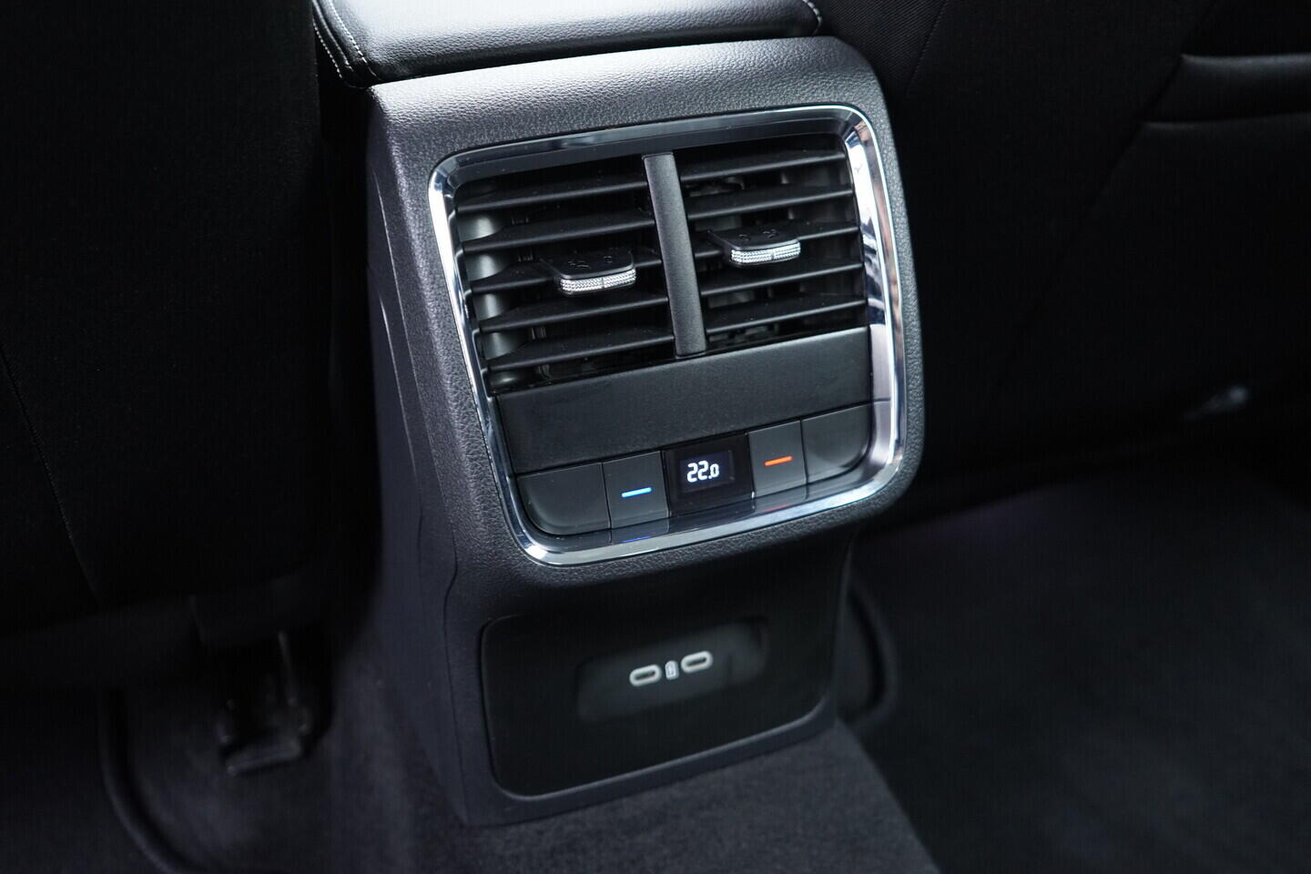OV190V10997_38.webp_OCTAVIA Style Plus 2.0 TDI 110 kW manuál, DPH