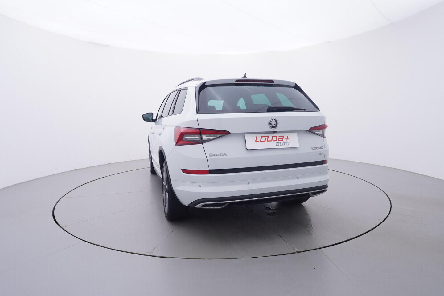 OV190V10999_13.webp_KODIAQ SportLine 2.0 TDI 140 kW automat, DPH