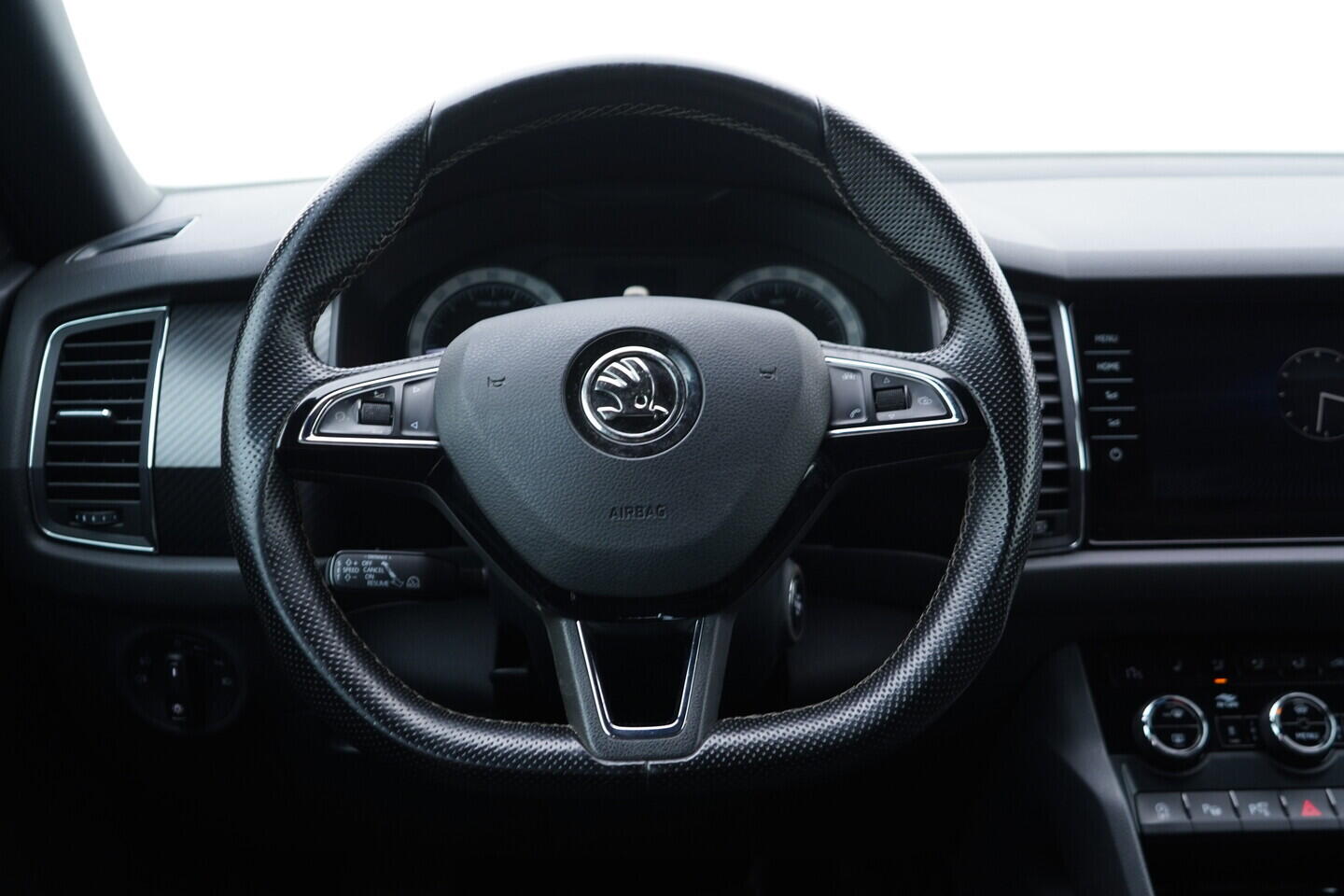 OV190V10999_29.webp_KODIAQ SportLine 2.0 TDI 140 kW automat, DPH