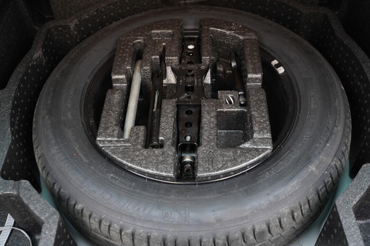 OV190V10999_41.webp_KODIAQ SportLine 2.0 TDI 140 kW automat, DPH