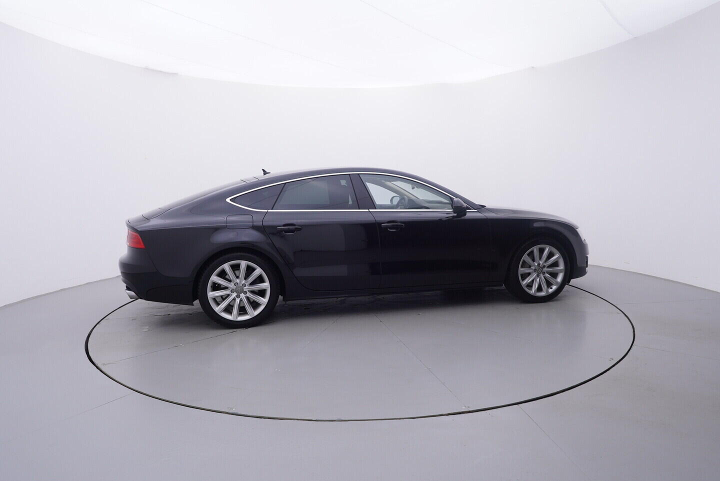 OV190V11001_15.webp_A7 SPORTBACK SLine 3.0 CGQB 230 kW automat