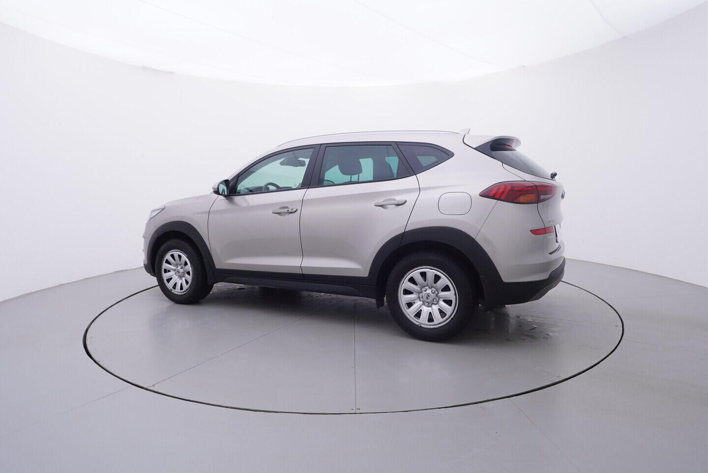 OV190V11003_12.webp_TUCSON Ice Breaker 1.6  130 kW manuál