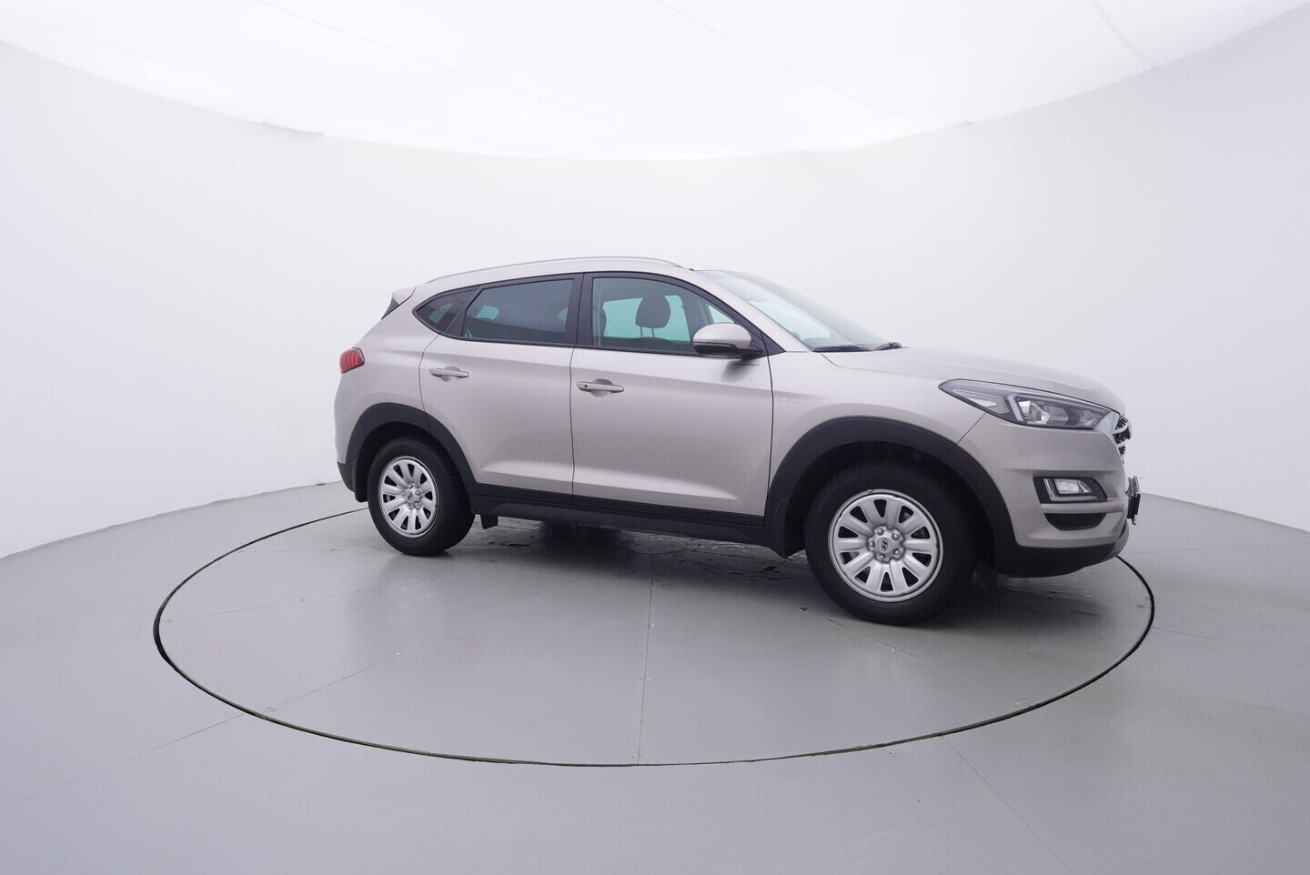 OV190V11003_16.webp_TUCSON Ice Breaker 1.6  130 kW manuál