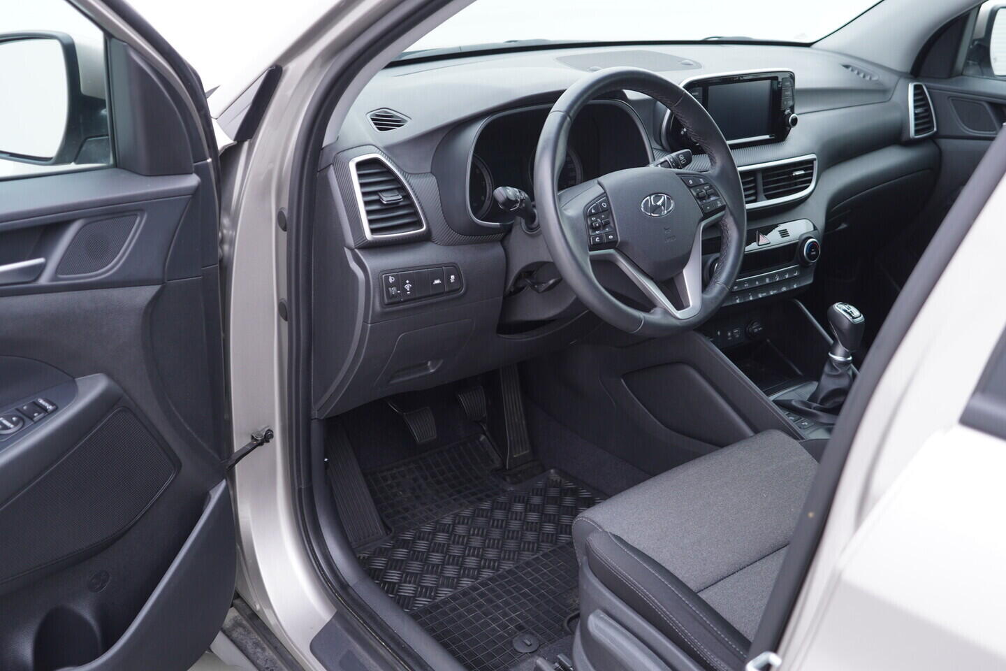 OV190V11003_18.webp_TUCSON Ice Breaker 1.6  130 kW manuál