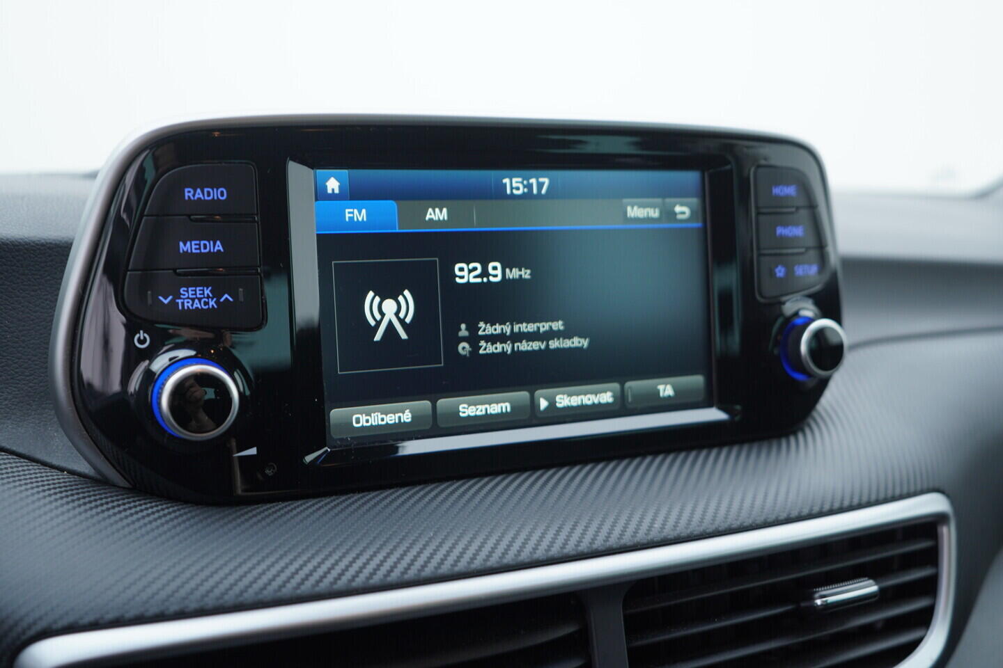 OV190V11003_28.webp_TUCSON Ice Breaker 1.6  130 kW manuál