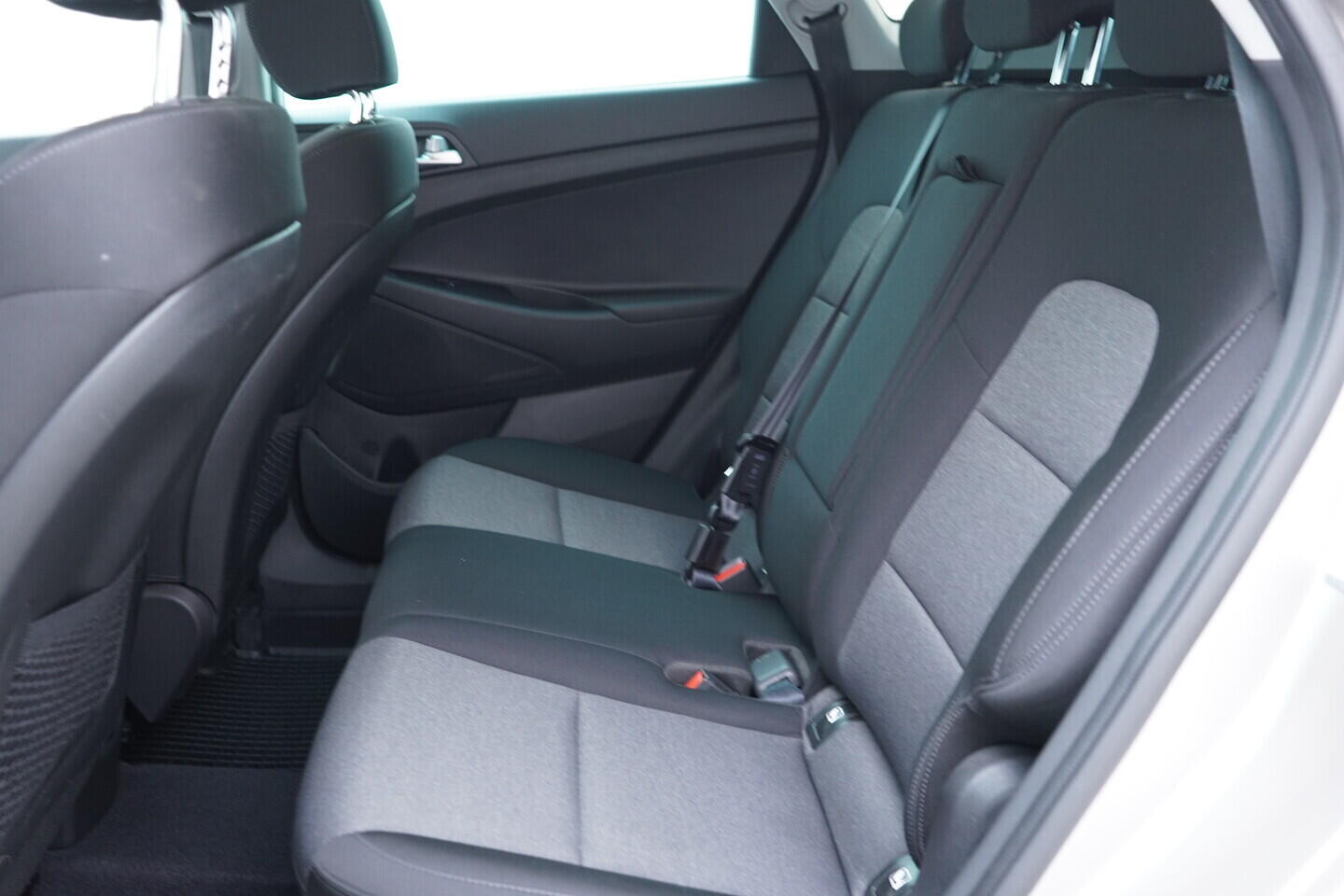 OV190V11003_34.webp_TUCSON Ice Breaker 1.6  130 kW manuál