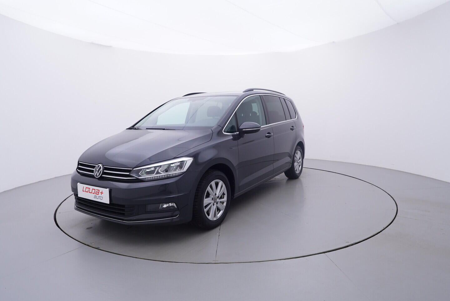 OV190V11006_14.webp_TOURAN Highline  1.5 TSI 110 kW automat, DPH