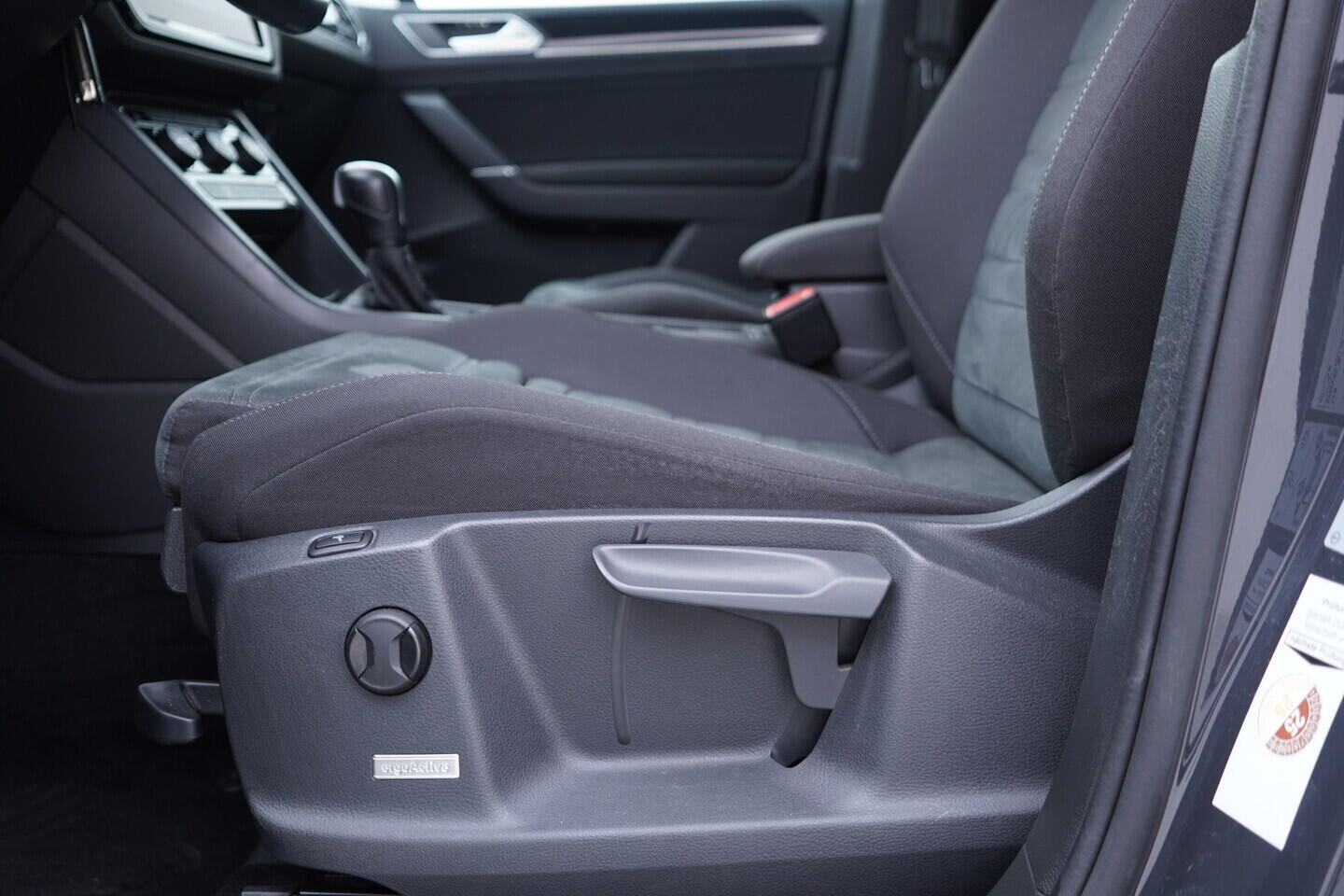 OV190V11006_21.webp_TOURAN Highline  1.5 TSI 110 kW automat, DPH