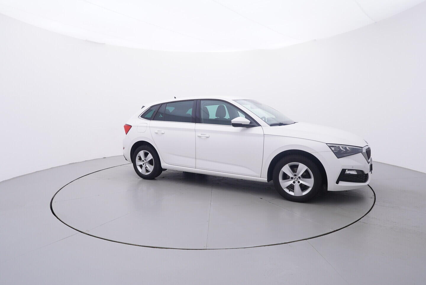 OV190V11007_16.webp_SCALA Style 1.5 TSI 110 kW manuál, DPH