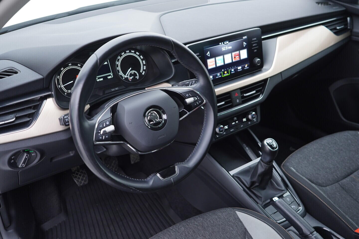 OV190V11007_21.webp_SCALA Style 1.5 TSI 110 kW manuál, DPH