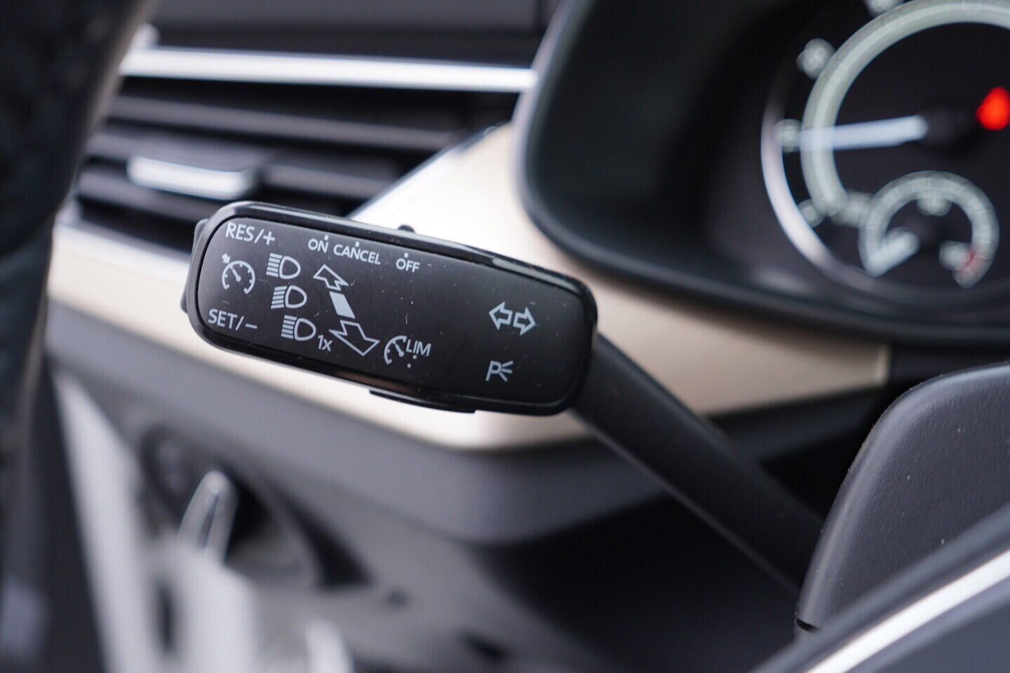 OV190V11007_23.webp_SCALA Style 1.5 TSI 110 kW manuál, DPH